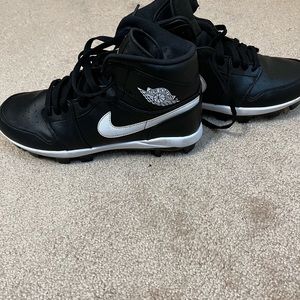 Jordan 1 mid cleats lightly worn size 9